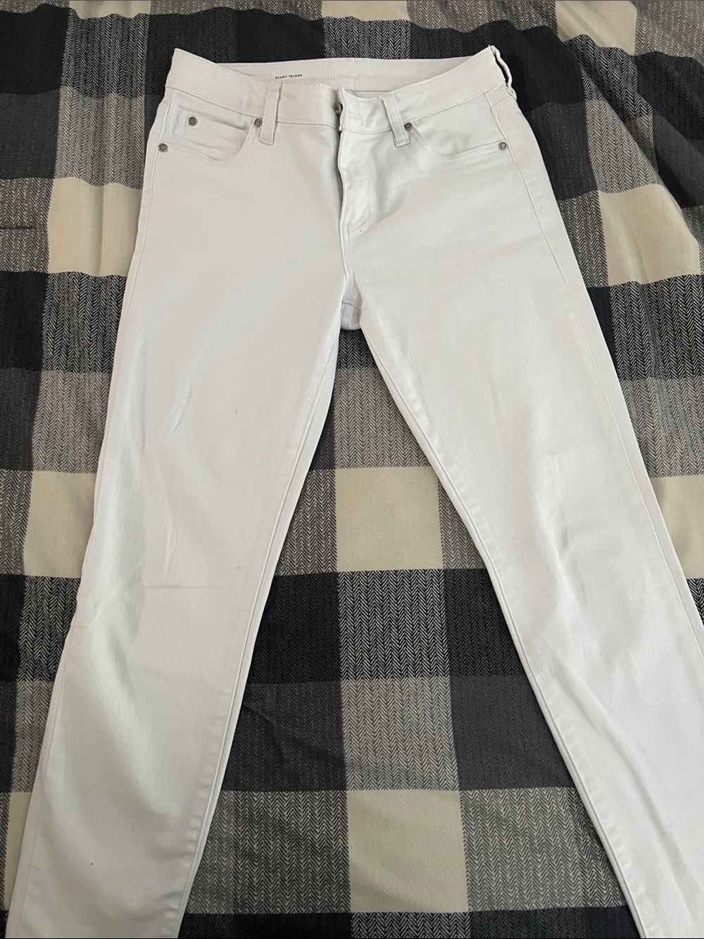 White Women's Jeans - Slim Fit